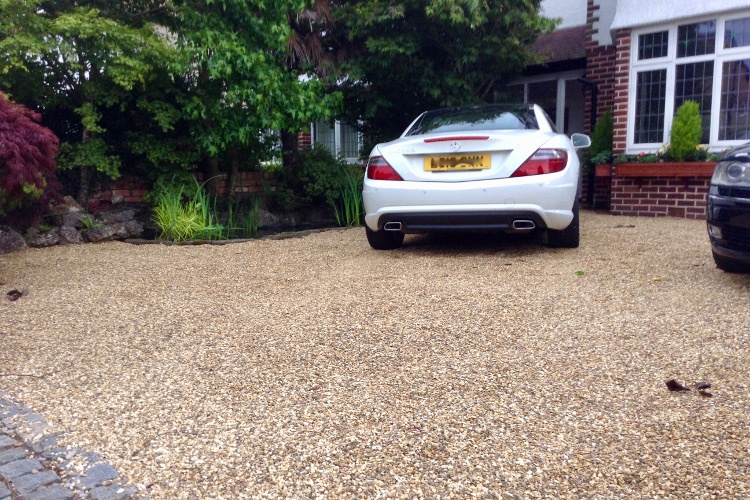 Nice Stabilised Gravel Grid Driveway