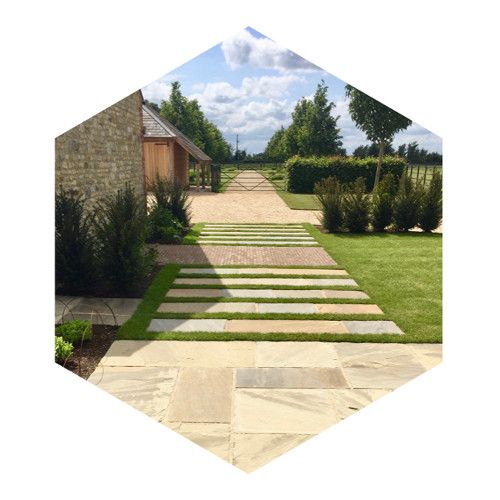 Barn Conversion Gravel Grid Driveway