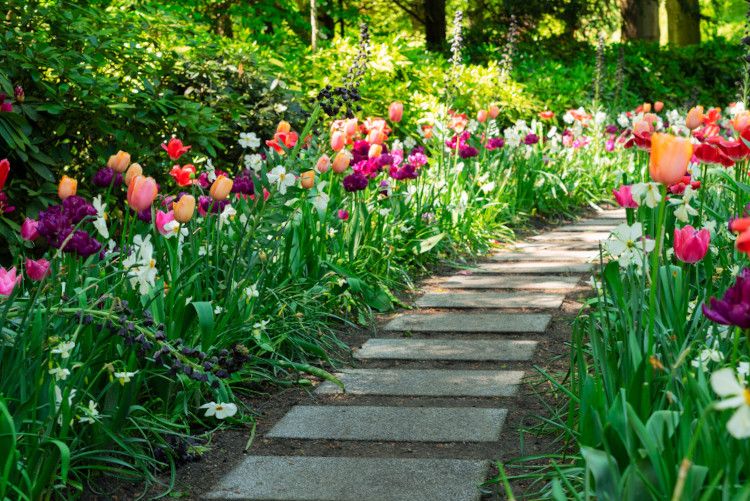 Spring Garden DIY projects using our versatile gravel grids